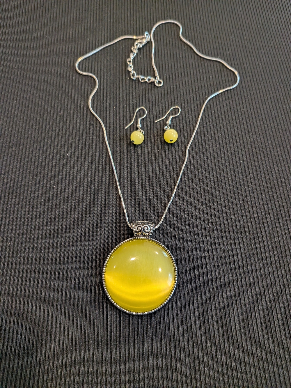 Yellow Cat's Eye Pendant Necklace 11" and Earring Set - Silver Tone